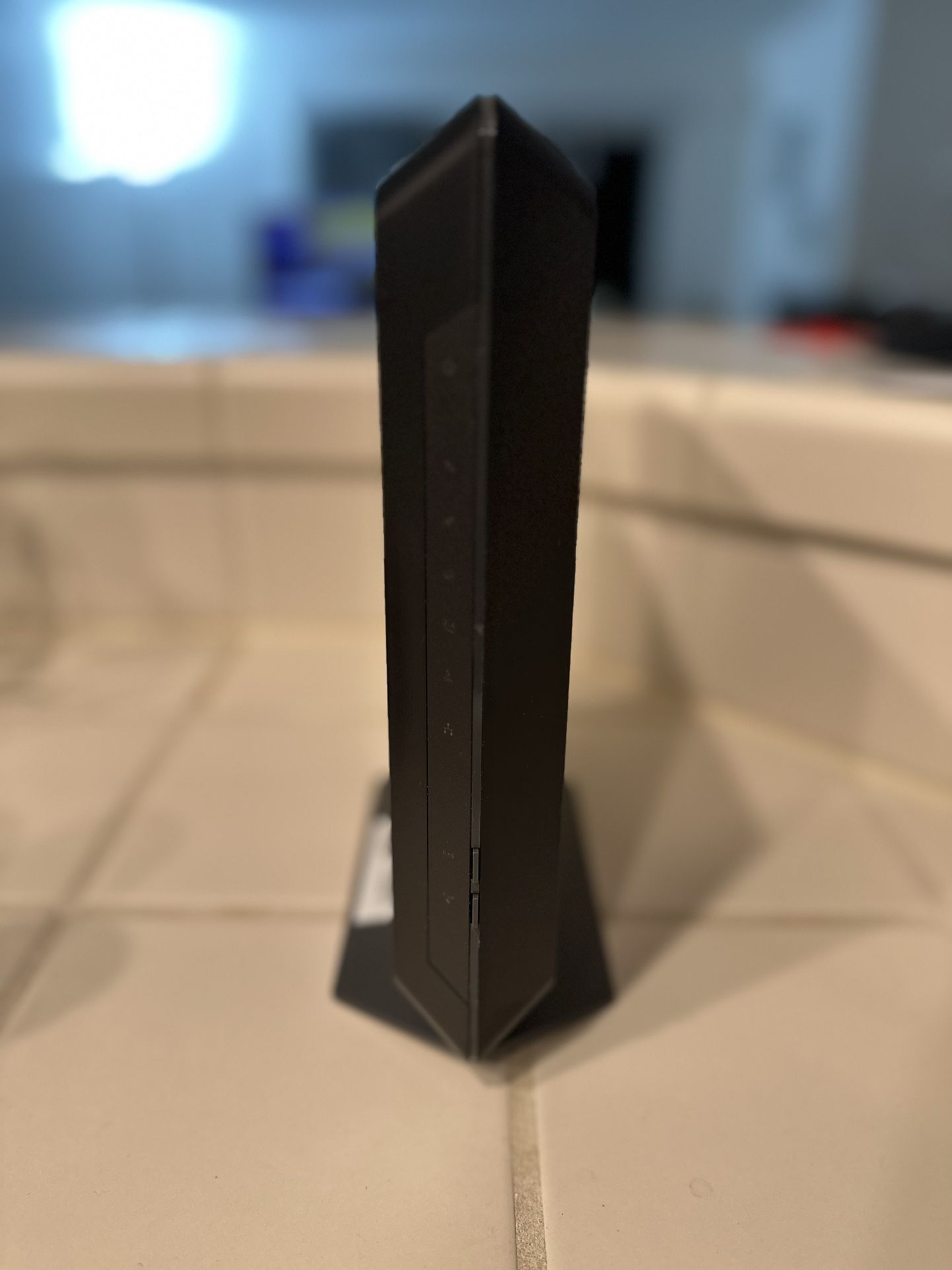 Refurbished - Netgear AC1900 Wifi Cable Modem Router