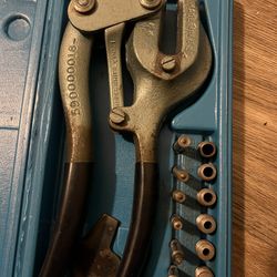 Roper Whitney Metal Punch