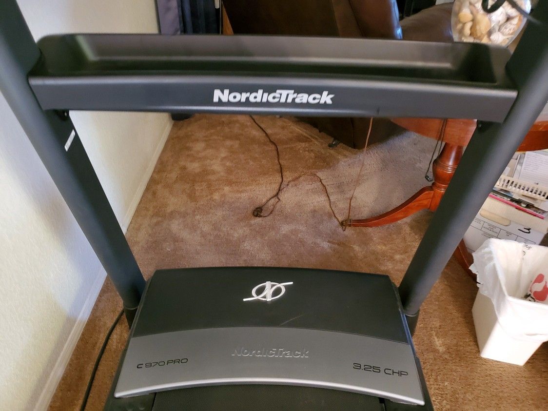 Nordictrack C970 Pro Treadmill