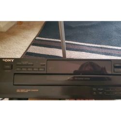 SONY 5 DISC PLAYER CDP-C65CD