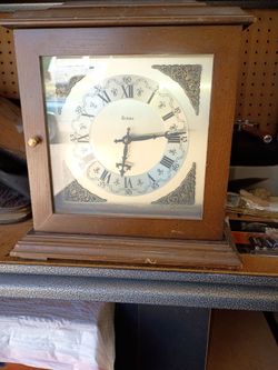 Vintage Bulova Mantel Clock