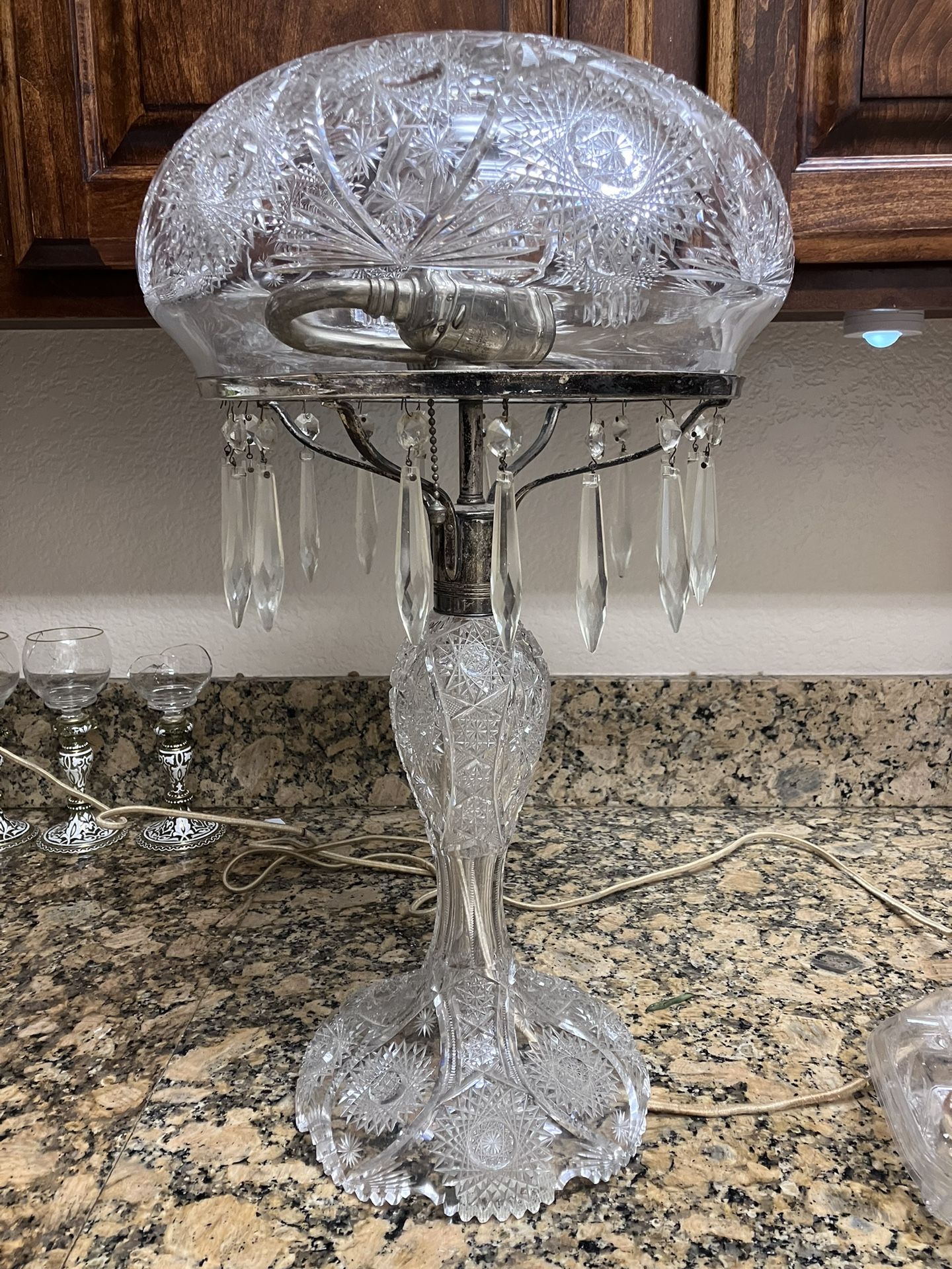 ANTIQUE CUT GLASS LAMP ABP MUSHROOM SHAPE W CRYSTAL PRISMS