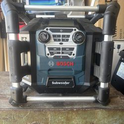 Bosch Bluetooth Job site Radio Battery Charger