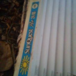Sunquest Tanning Bed CR Ate Guitar Amp Vintage Sparkling Race Track Grant Steering Wheel Honda Civic Hood Red