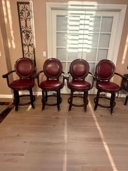 Set of 4 Counter Height Barstools
