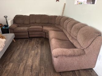 L shaped recliner couch
