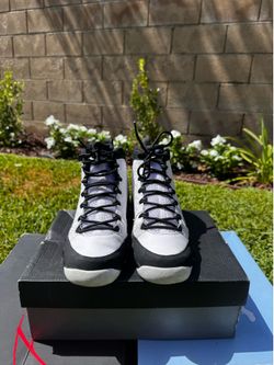 Jordan 9 university blue