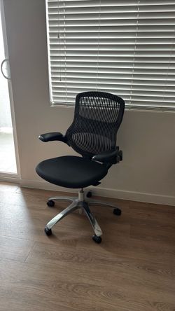 Knoll office chair