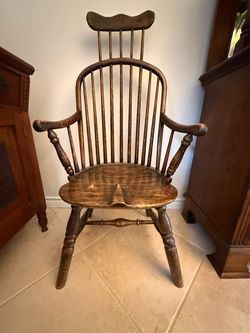 Vintage Windsor Antique Chair