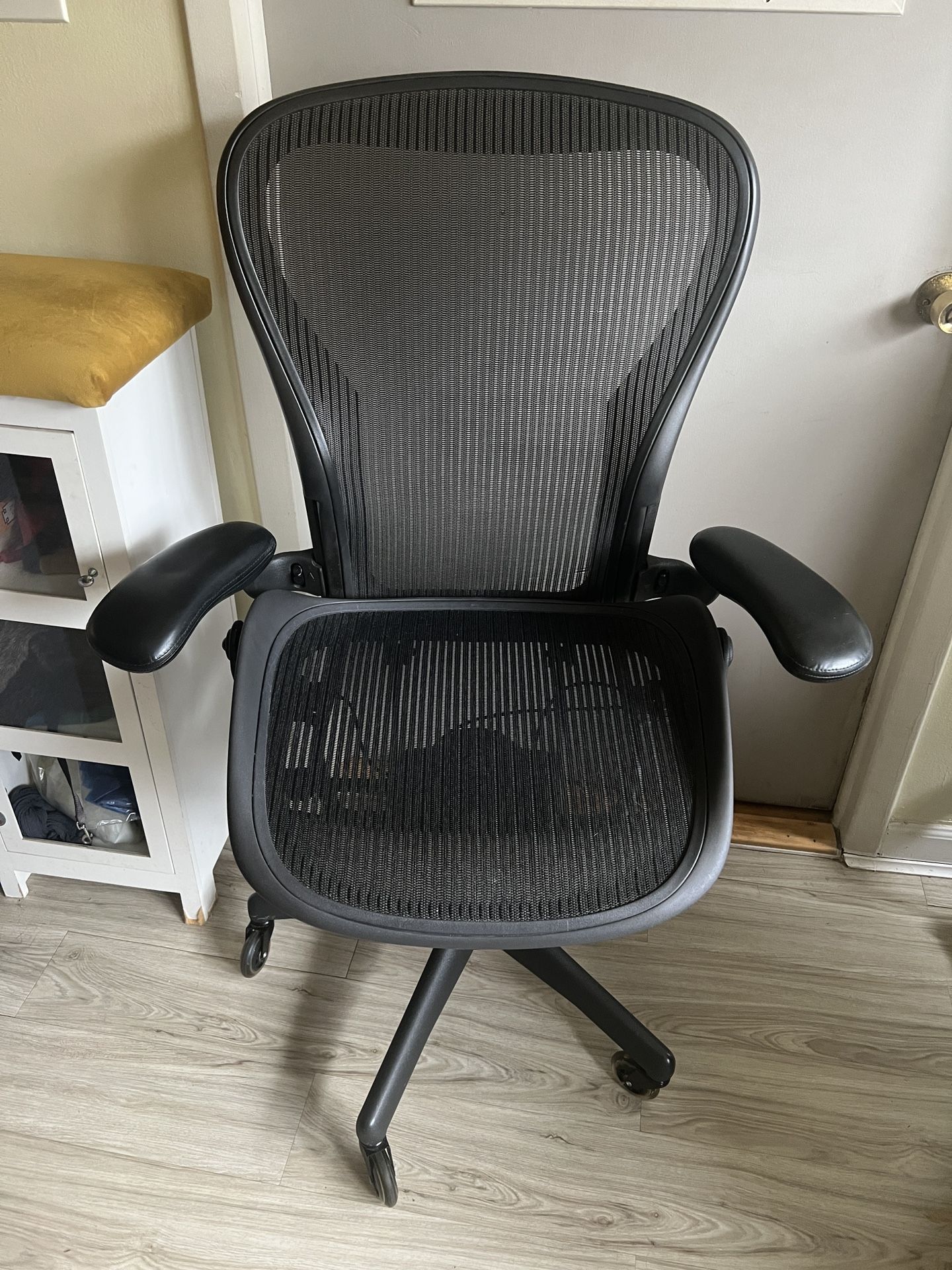 Herman Miller Aeron Size C