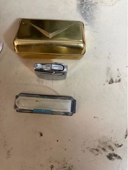 Vintage car cig holder ,lighter and one extra peace