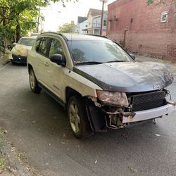 2011-2017 JEEP COMPSS PATRIOT PARTS PART OUT