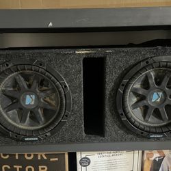 Two 10” Kicker Subwoofers In Box