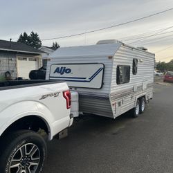 BackyArtStudio-1993 Skyline Camp Trailer