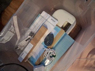 Cricket Machine and Accessories