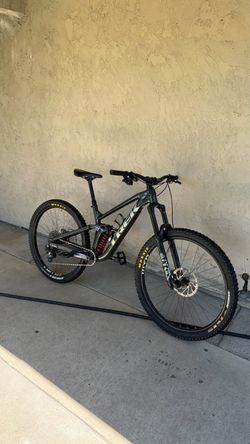 2022 Trek Slash 8 29er Medium - X01 AXS / MT7 / Coil - Upgraded