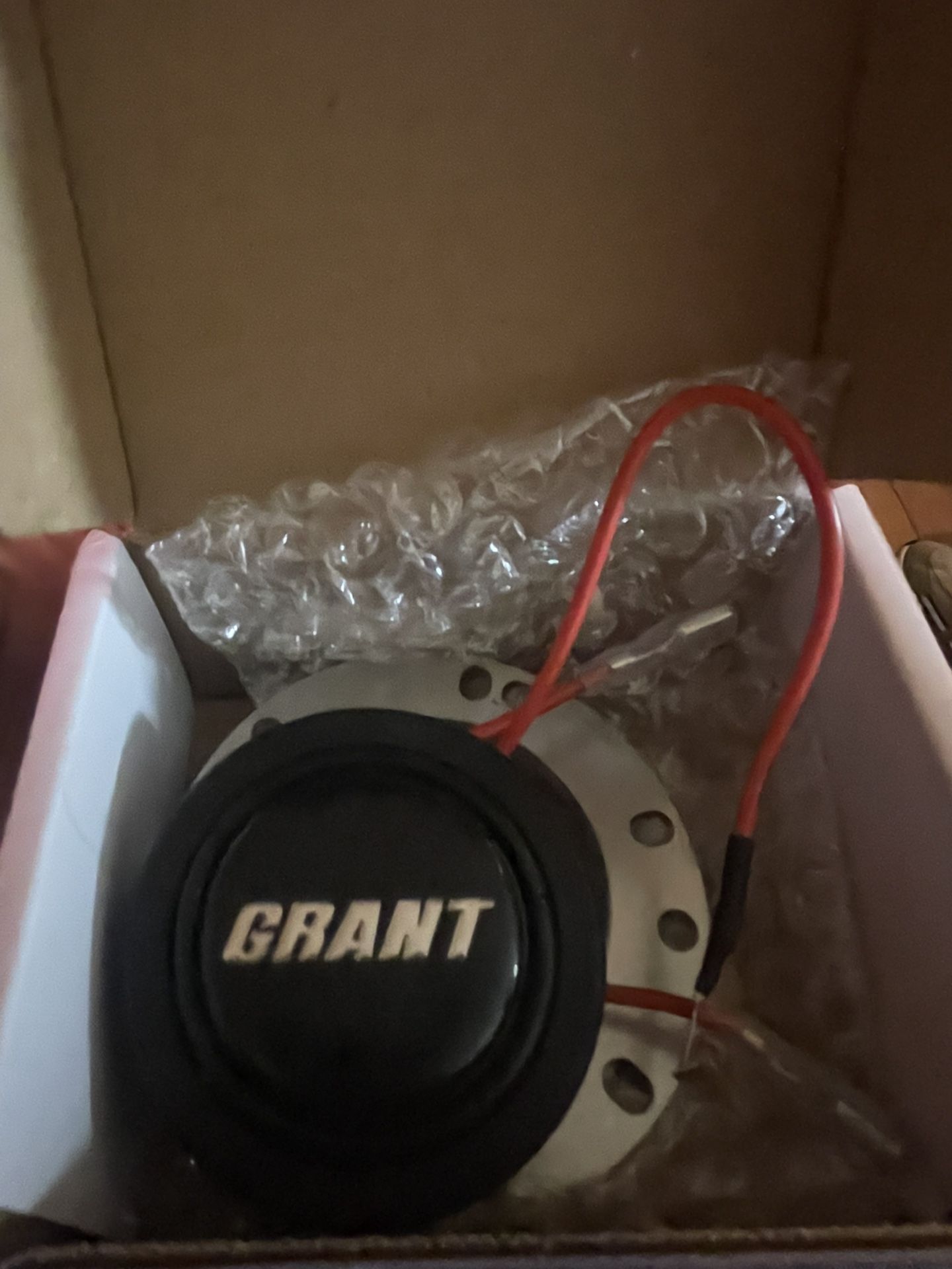 Grant Steering Wheel Horn Button
