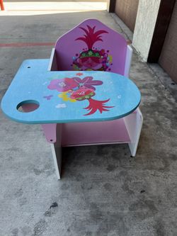Trolls Kid’s Desk 