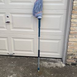 Rubbermaid Mop