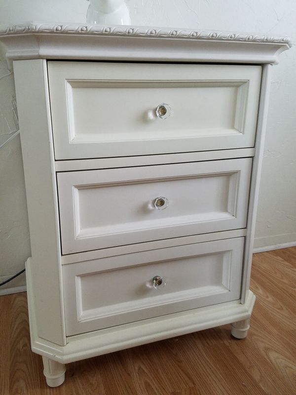 White Night Stand Shabby Chic For Sale In Laguna Beach Ca Offerup