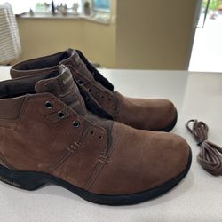 Columbia  Vizza Chukka Boots Style: BM2366-248.