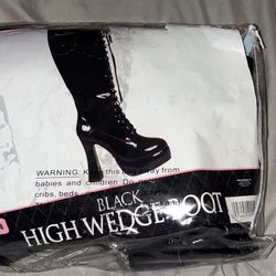 Black Wedge Boots 