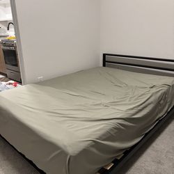 NEEDS TO GO BY 3/28: Bed Frame + Mattress Combo Deal – Only $250!