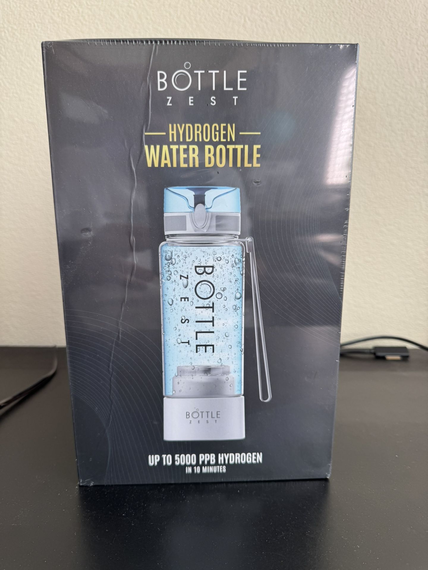 Hydrogen Water Bottle (Brand New)