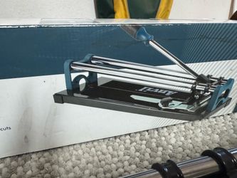 Title cutter