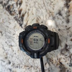 Casio PRO TREK PRG- 270 digital solar watch