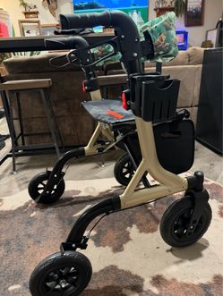 Maxwalk lightweight rollator