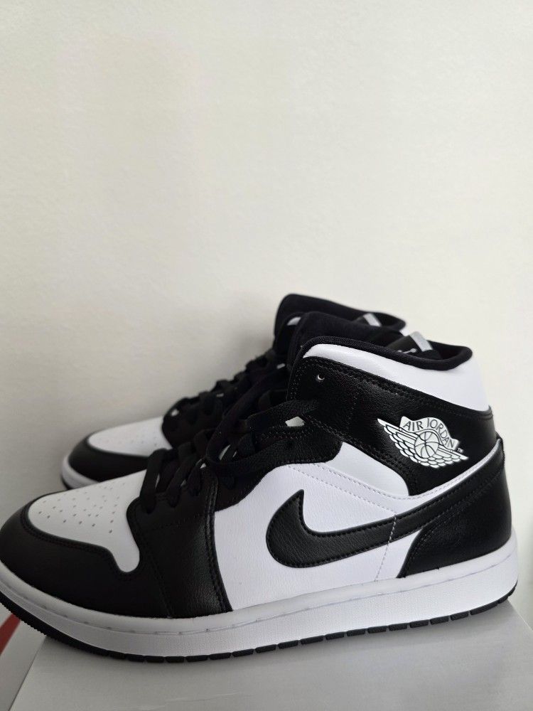 Jordan 1 Mid (Panda) 12 W / 10.5 M