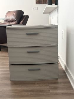 3 drawer dresser