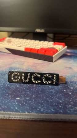 Gucci  Hair Clip