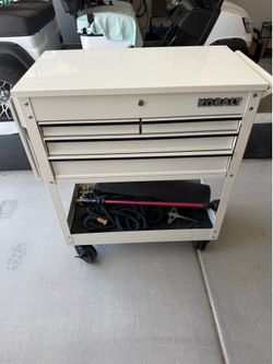 Rolling toolbox