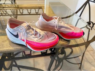 Women’s US 8 Nike ZoomX Vaporfly NEXT% 2