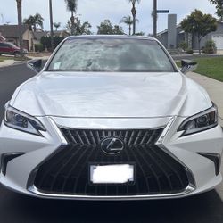 2025 Lexus ES