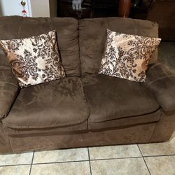 Loveseat Like New 