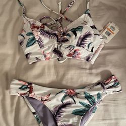 Jessica Simpson Gorgeous Bikini Swimsuit 