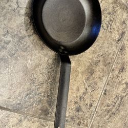 Lodge 8” carbon steel pan skillet