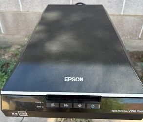 Epson Perfection V550 Photo Scanner COMPLETE Bundle Cords & Trays