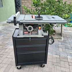 Craftsman Table Saw 10" in, 15amps with Tool Box in great condition