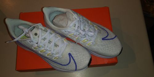 Womens Nike Air Zoom Pegasus 36 White/Purple Size 8