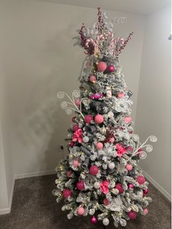 Pretty in pink Christmas Tree