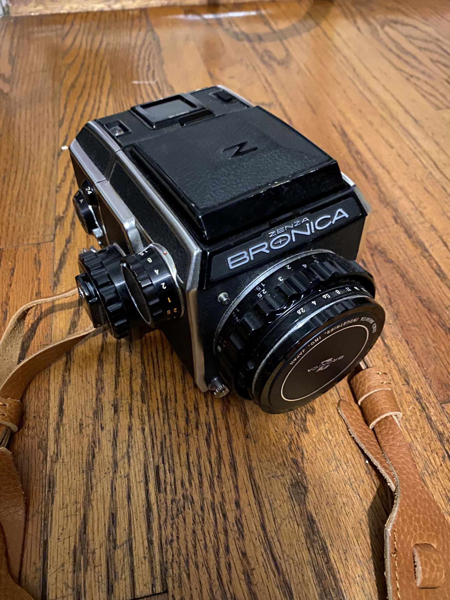 Bronica Zenza EC