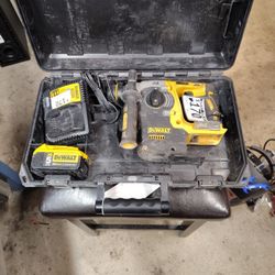 DeWalt Battery Hammer 