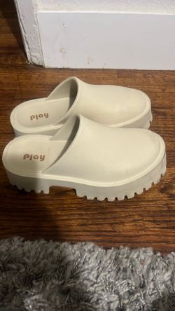 Clogs