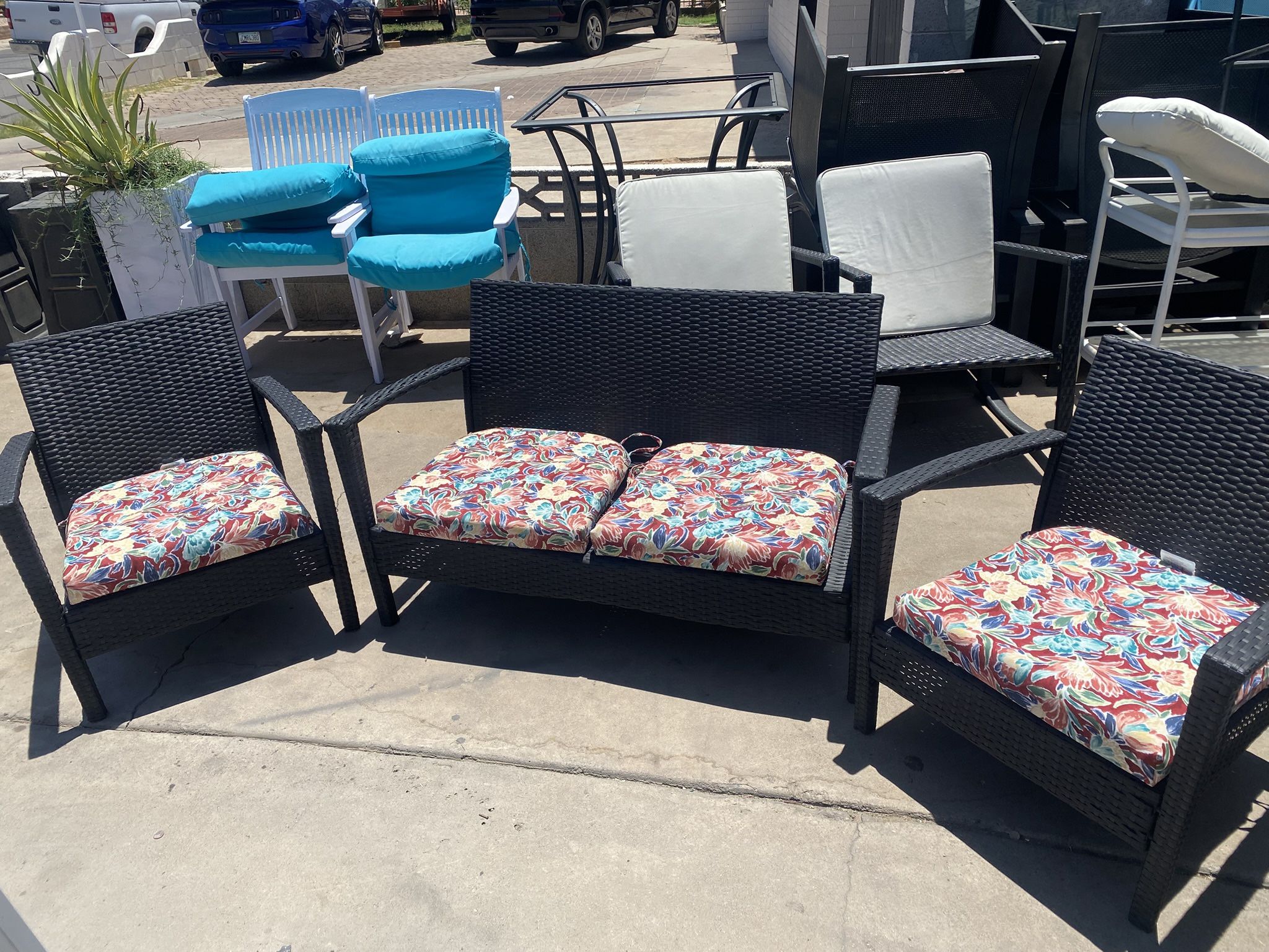 Nice Wicker Patio Set