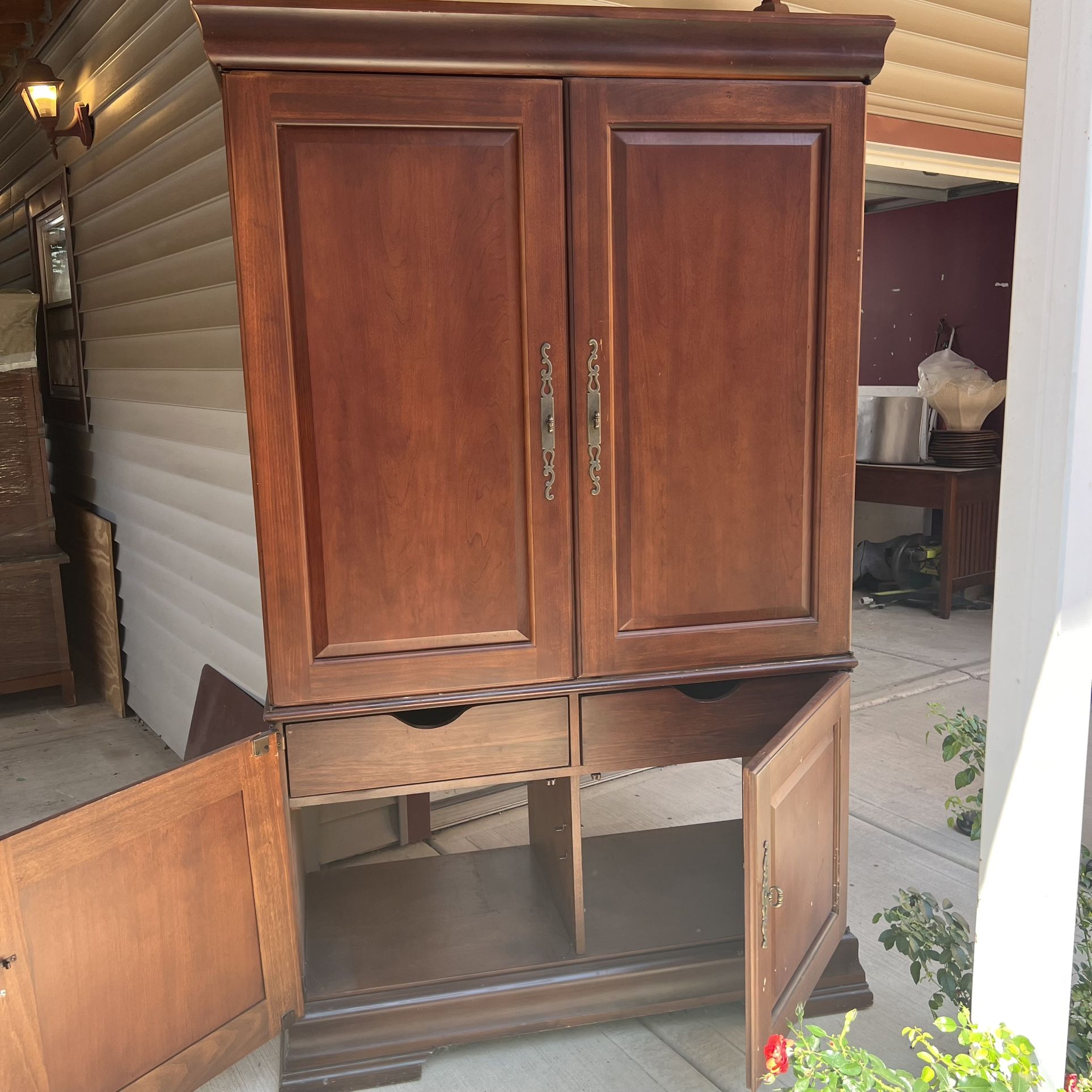 Free Armoire Still Available Now Logan Square
