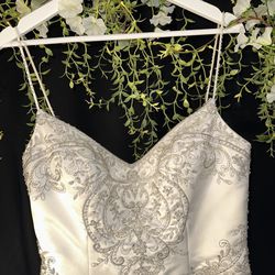 Size 14 - Wedding Dress Vancouver/PDX